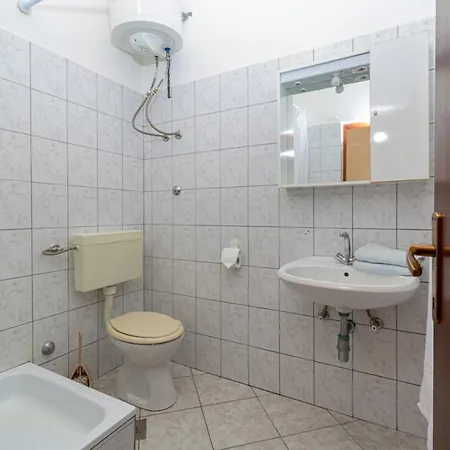 Апартаменты By The Sea - 694