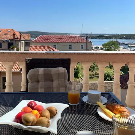 Апартаменты By The Sea - 694