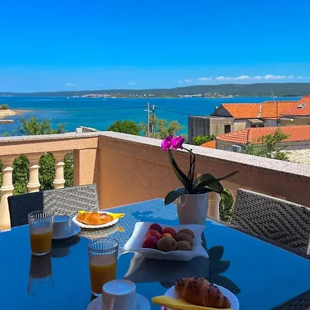 Appartamento By The Sea - 694