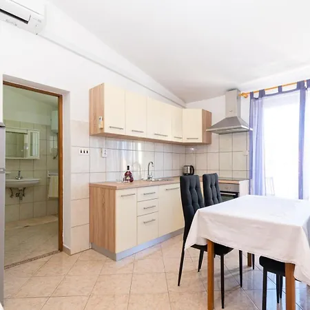 By The Sea - 694 Appartamento Pašman