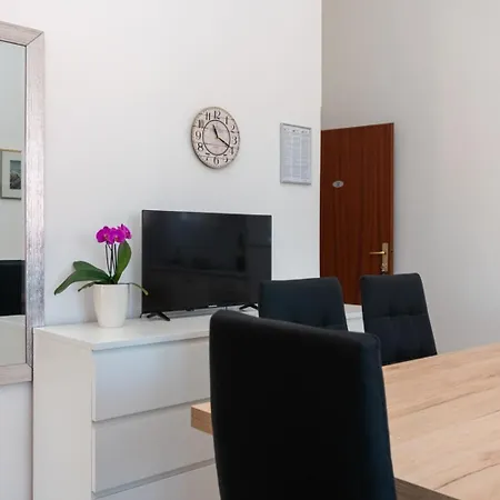 Apartments By The Sea Pasman - 694