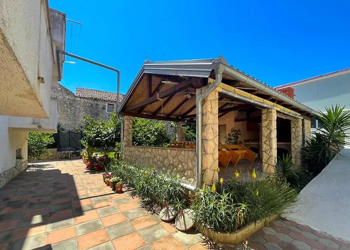 아파트 By The Sea - 694 *